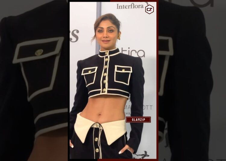 Shilpa Shetty Spotted at Vogue India Event! 🥰✨ | #ShilpaShetty #VogueIndia #Bollywood #Shorts