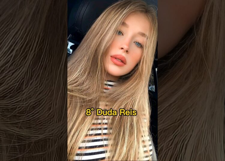 Famosos que tem Ansiedade #famosos #fofoca #celebridades #fofocas #famoso #fama #shorts #ansiedade