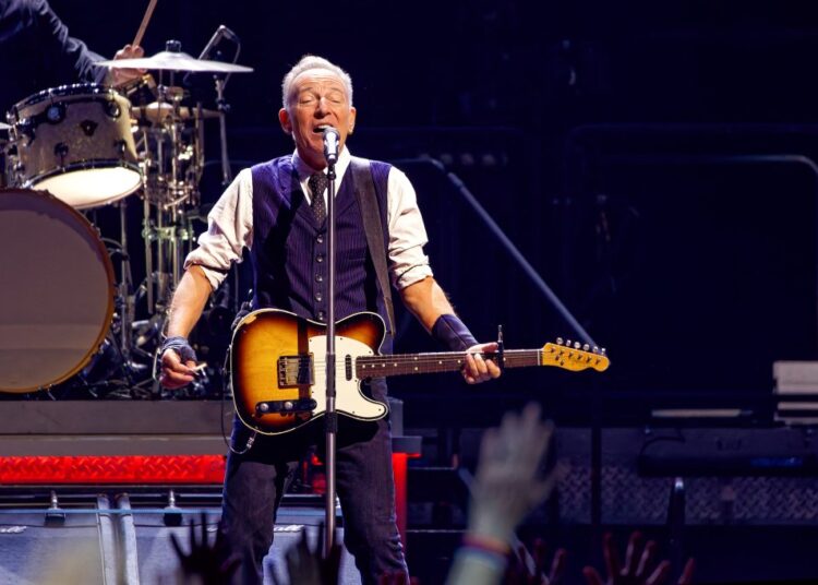 Bruce Springsteen lança downloads digitais de seus discursos ao vivo anti-Trump