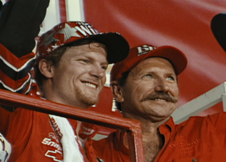 Como assistir ao novo documentário de Dale Earnhardt gratuitamente