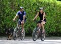 Gisele Bundchen surpreende os fãs no dia das mães