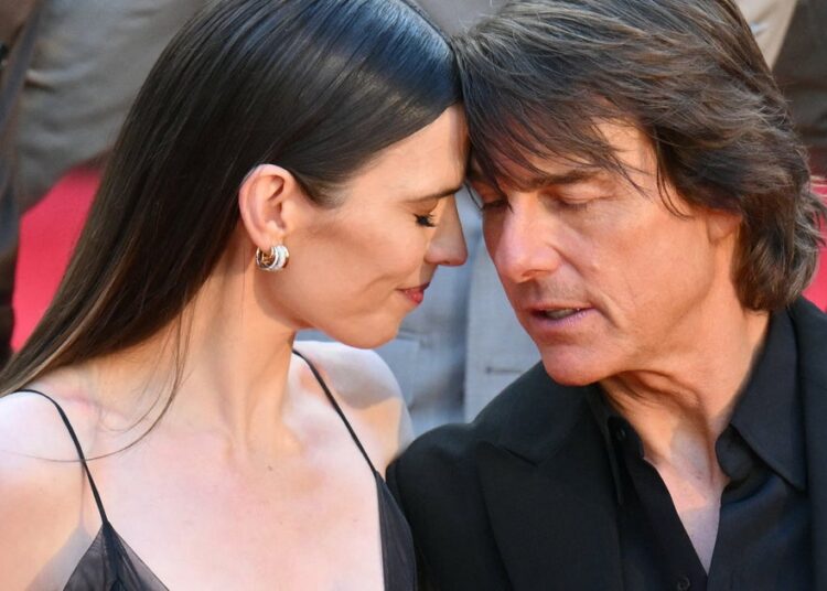 Hayley Atwell lembra o momento do Cringe com Tom Cruise