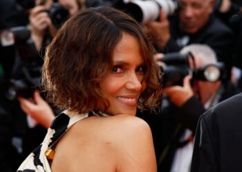 MEGYN KELLY bate o vídeo do Dia das Mães de Halle Berry