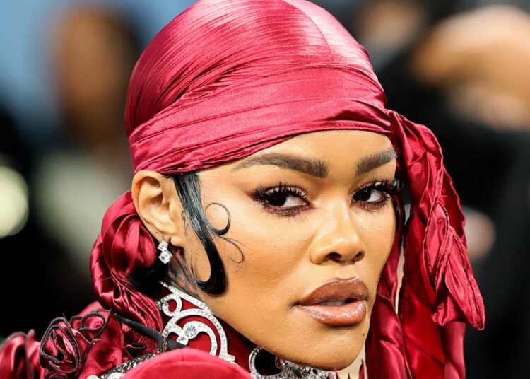 Met Gala 2025 Atualizações ao vivo: todo visual imperdível e momento viral
