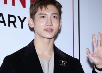 O México Fpleched deles! Super empolgado tvxq changmin com fãs mexicanos de SM Town - Celebrity Land