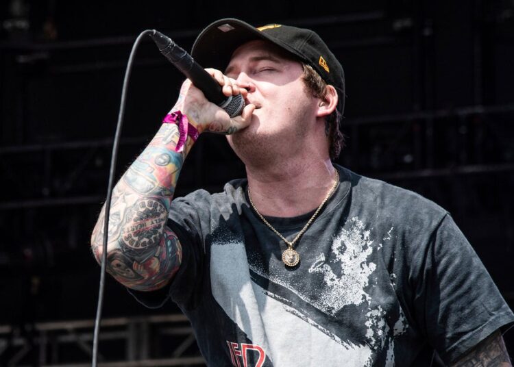 O amado vocalista da banda Adam Ramey morre aos 31 anos