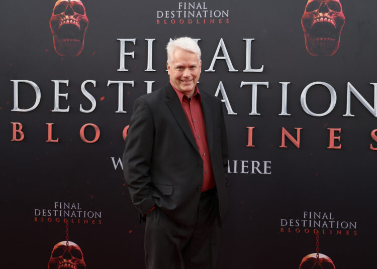 O produtor de 'Destino Final' revela qual filme na franquia ele acha que 'é uma merda'