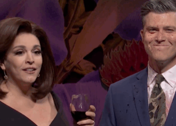 'SNL' Reunita 'Buddies' Jeanine Pirro e Pete Hegseth