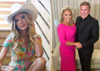 Veja a sutil reação de Lindsie Chrisley a Todd Chrisley e a madrasta de Julie's Pardons da prisão