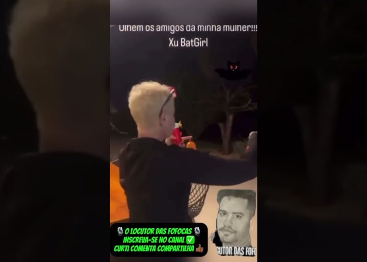 XUXA alimenta morcegos no quintal de casa #noticias #fofocas #famosos
