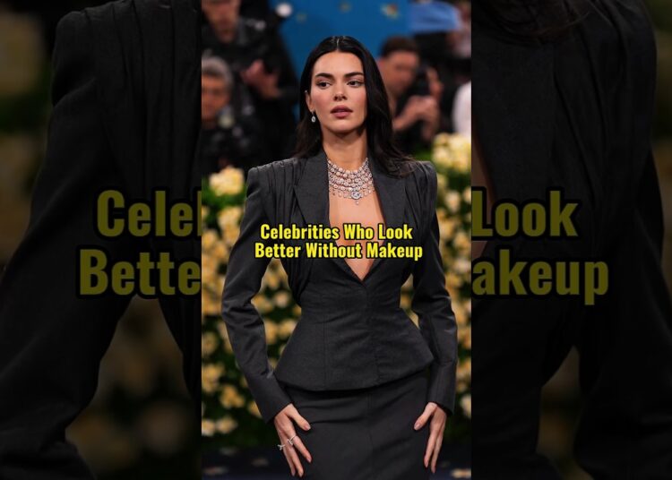 Famous Celebs Who Look Better Without Makeup 😍