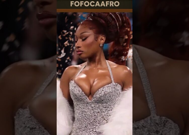 🌟MET GALA 2025 – TOP LOOKS DAS FAMOSAS PARDAS E PRETAS #2025 #metgala #pardos #negras