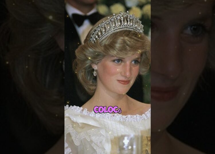 ¡Diana usó mal una joya real y causó polémica en la realeza!. #LadyDi #PrincesaDiana #Shorts