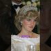 ¡Diana usó mal una joya real y causó polémica en la realeza!. #LadyDi #PrincesaDiana #Shorts