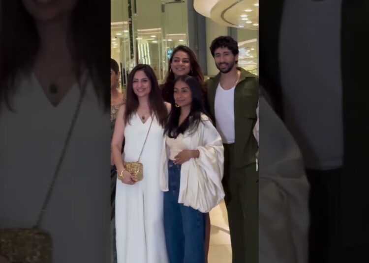 The Royals starcast spotted to celebrate ‘The Royals’ success !