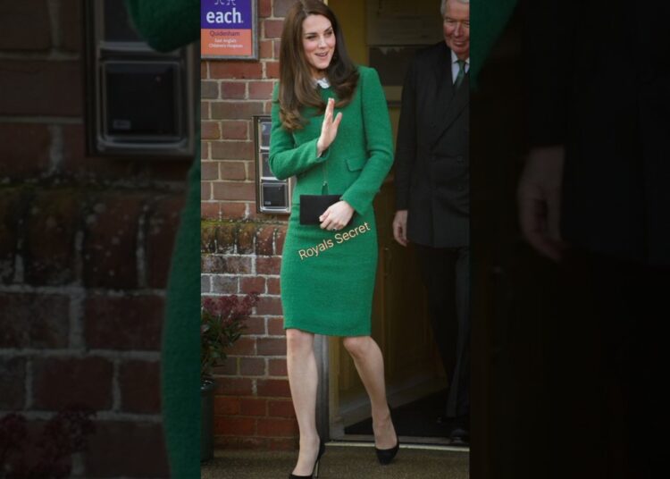 Is Kate Middleton A Talented Photographer 📸#katemiddleton#royal#royalfamily#shorts