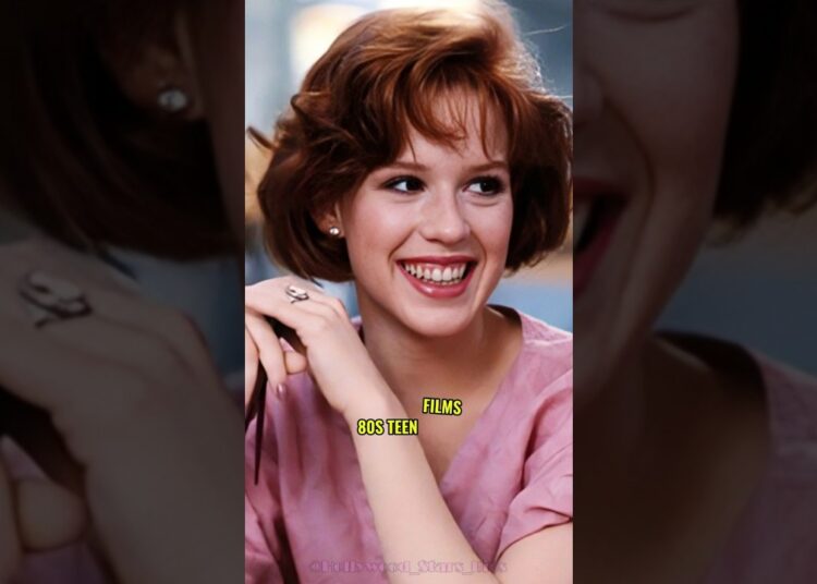 Molly Ringwald: The 80s Teen Icon Who Redefined Coming-of-Age Cinema! 🎬🌟#MollyRingwald #80sMovies