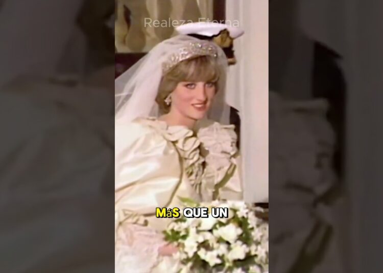 Las 4 tiaras mas valiosas de la realeza britanica #realeza #celebrity #royalfamily #royals