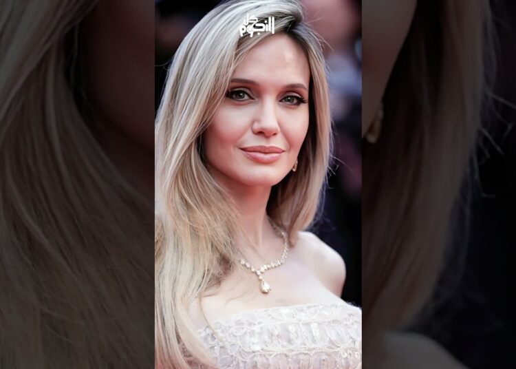 سر حفاظ أنجلينا جولي على جمالها بعد بلوغها الـ 50