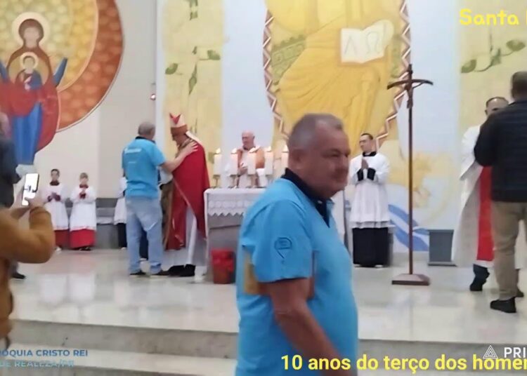 Santa Missa Paróquia Cristo Rei Realeza Em ação de graças pelos 10 anos do terço dos homens 11/05/25