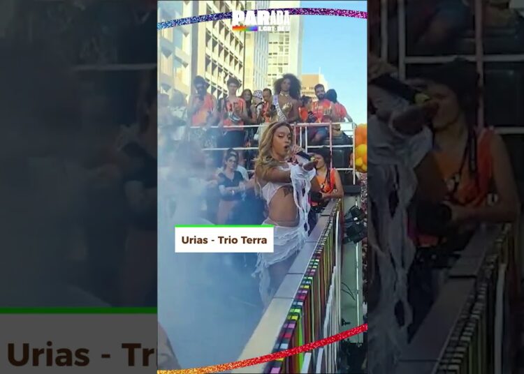 #shorts Pabllo Vittar, Daniela Mercury, Pocah e outros famosos se apresentaram na 27ª Parada LGBT+
