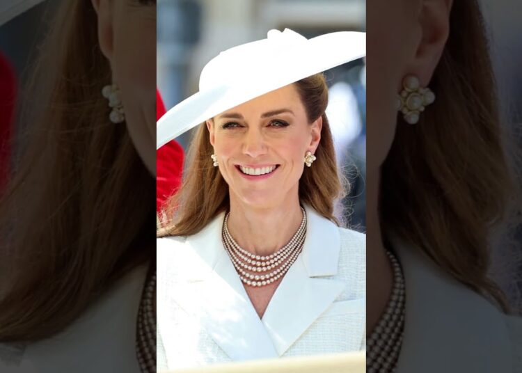 Príncipe William Abatido e Sem Sorriso no Royal Ascot: O Que Esconde? #shortsfeed #shorts