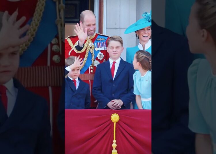 Prince Louis having fun while waving to the public 😂