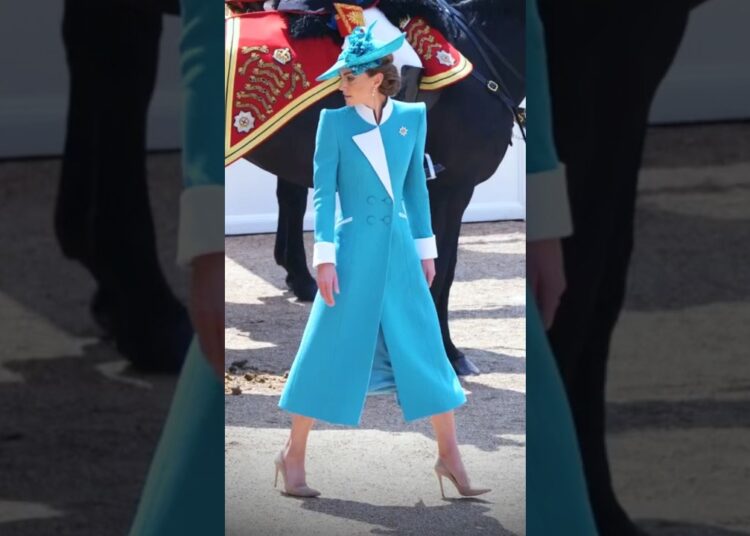 Trooping the Colour 2025. Catherine, Charlotte, George, & Louis coming to the carriage.