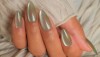 Unhas com efeito de olho de gato