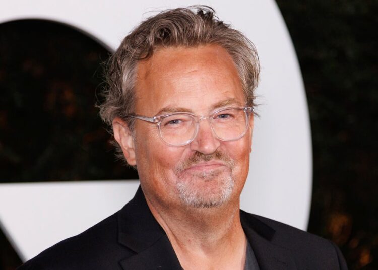 Doutor acusado de dar a Matthew Perry Ketamine para se declarar culpado