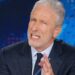 Jon Stewart envergonha senador por 'depravação'