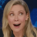 O público 'Daily Show' entra em erupção sobre a realização de desfile de Desi Lydic