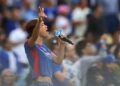 Singer diz que foi instruída a não cantar 'Star-Spangled Banner' em espanhol, mas 'fez de qualquer maneira'