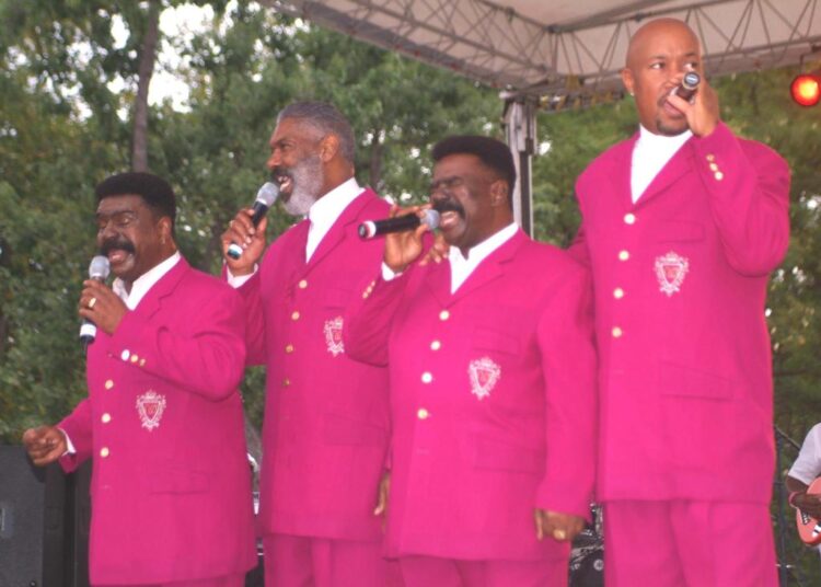 Walter Scott Jr., membro fundador do grupo de R&B 'The Whispers', morto aos 81 anos após a batalha do câncer