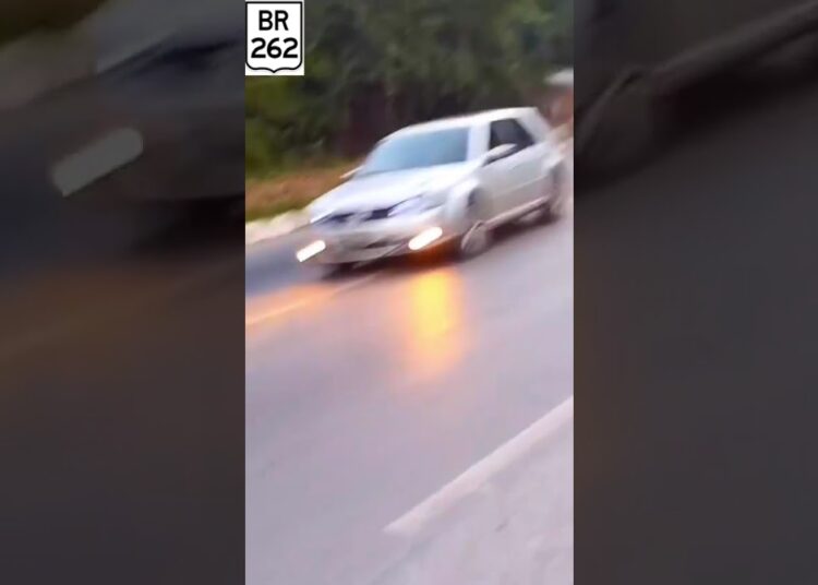 Acidente na BR 262,devido óleo na Pista em Realeza MG.