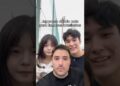 Japonesa dando nota para famosos brasileiros