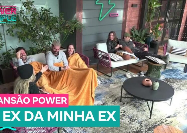 Carol elogia Belo e coloca Radamés em saia justa | Power Couple