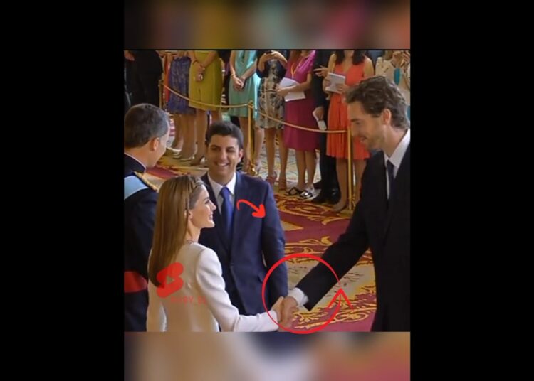 Not just guests… a special friend appeared! can you guess who the friend is?