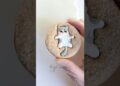🐱Satisfying kitten on the beach cookie decorating #cookiedecorating #cookies #royalicing #summer