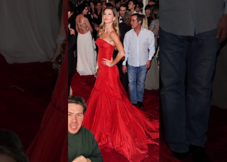 Os looks mais icônicos da gisele bundchen! #giselebündchen #model #brasil #fashion #shorts