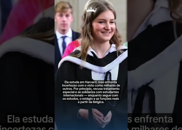 🇧🇪🎓 #famíliareal #realeza #noticias