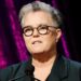 'Chantagem': Rosie O'Donnell rasga a CBS para beijar o anel de Trump de 'Madman' depois de Colbert News