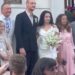 Charli XCX se casa com o baterista de 1975 George Daniel