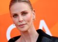 Charlize Theron fala de uma noite com 26 anos de idade