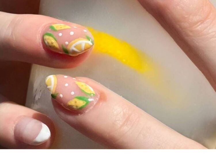 Designs de unhas Dolce Vita, o estilo italiano de unhas que varreá o verão - Celebrity Land