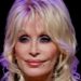 Dolly Parton está interrompendo alguns projetos após a morte do marido