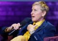 Ellen DeGeneres finalmente diz por que ela se estabeleceu na Inglaterra após a eleição