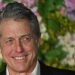 Hugh Grant parece adormecer em Wimbledon