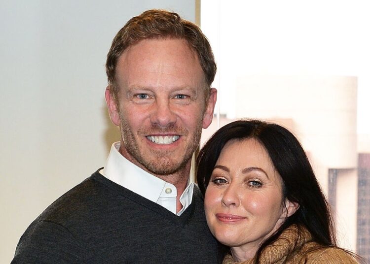 Ian Ziering esclarece o silêncio após a morte de Shannen Doherty