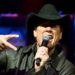 Ícone Country Lançado do Hospital após derrame no palco - Celebrity News - Entertainment